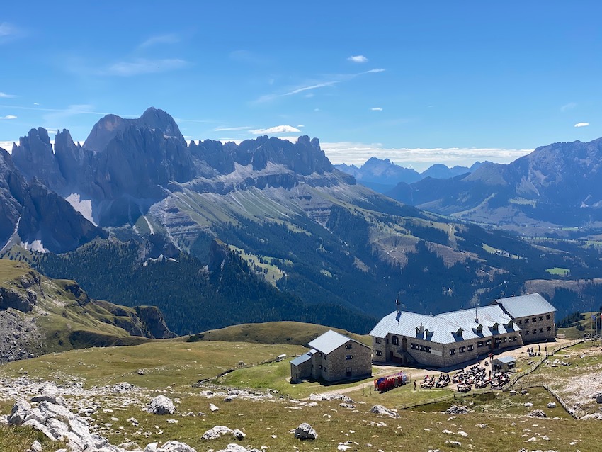 Siusi: anello al Rifugio Bolzano e Alpe di Tires