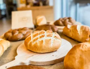 feste di primavera trentino alto adige pane storo