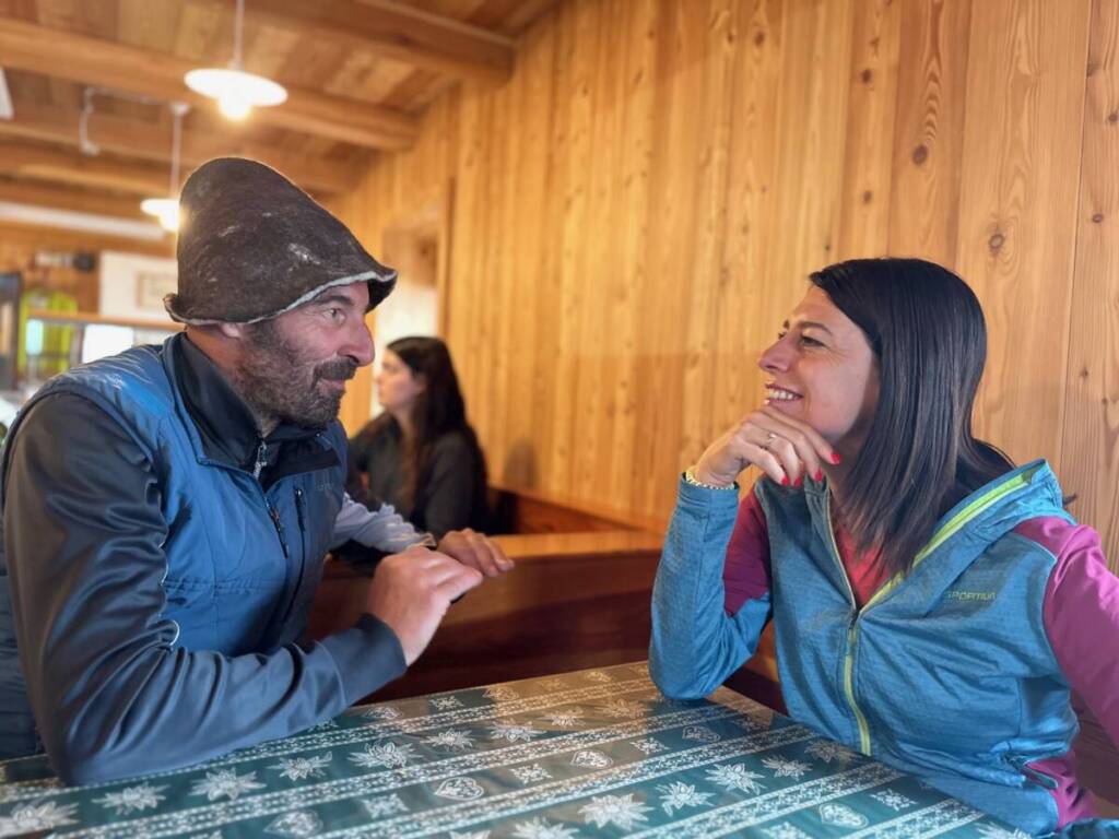 Rifugio Carè Alto Dante Ongari escursioni alta montagna trentino 